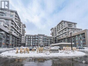 Building Photo - 460 Dundas St E