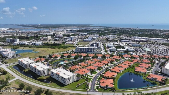Building Photo - 732 Bayside Dr