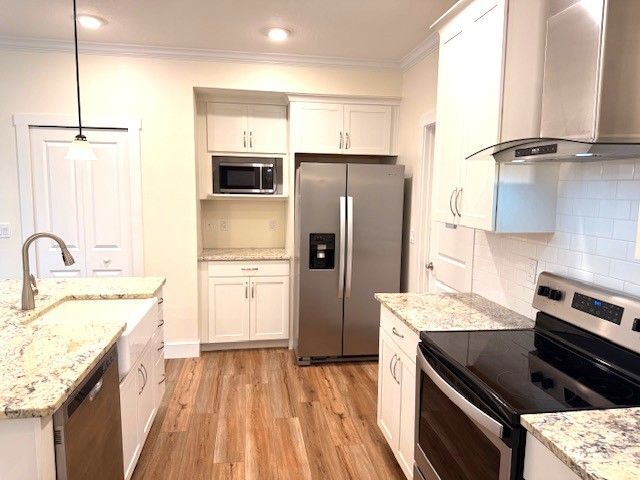 Foto del edificio - 8206 Penny Ln