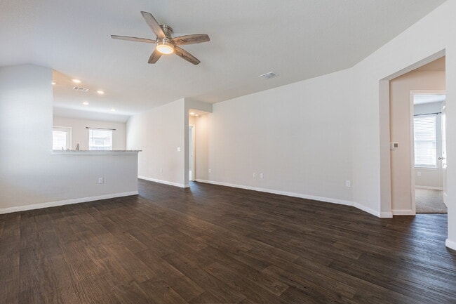 Building Photo - 14007 Levy Ln