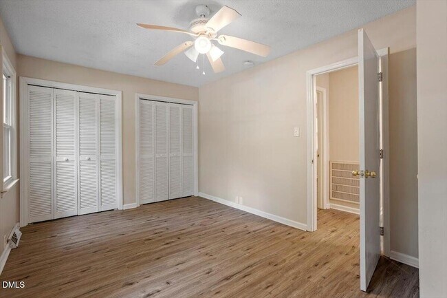 Foto del edificio - 5302 Covey Ct