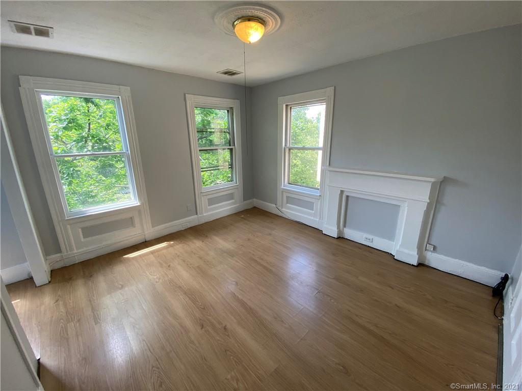 Primary Photo - 485 East St