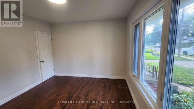 Photo du bâtiment - 42 Cartier Crescent