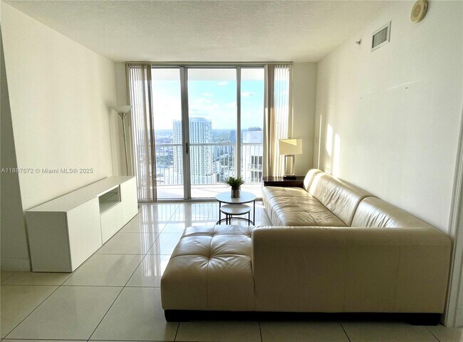 Foto del edificio - 1750 N Bayshore Dr