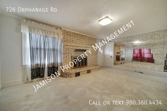 Foto del edificio - 726 Orphanage Rd