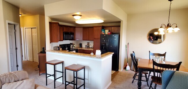 Building Photo - 1695 Little Bear Creek Pt