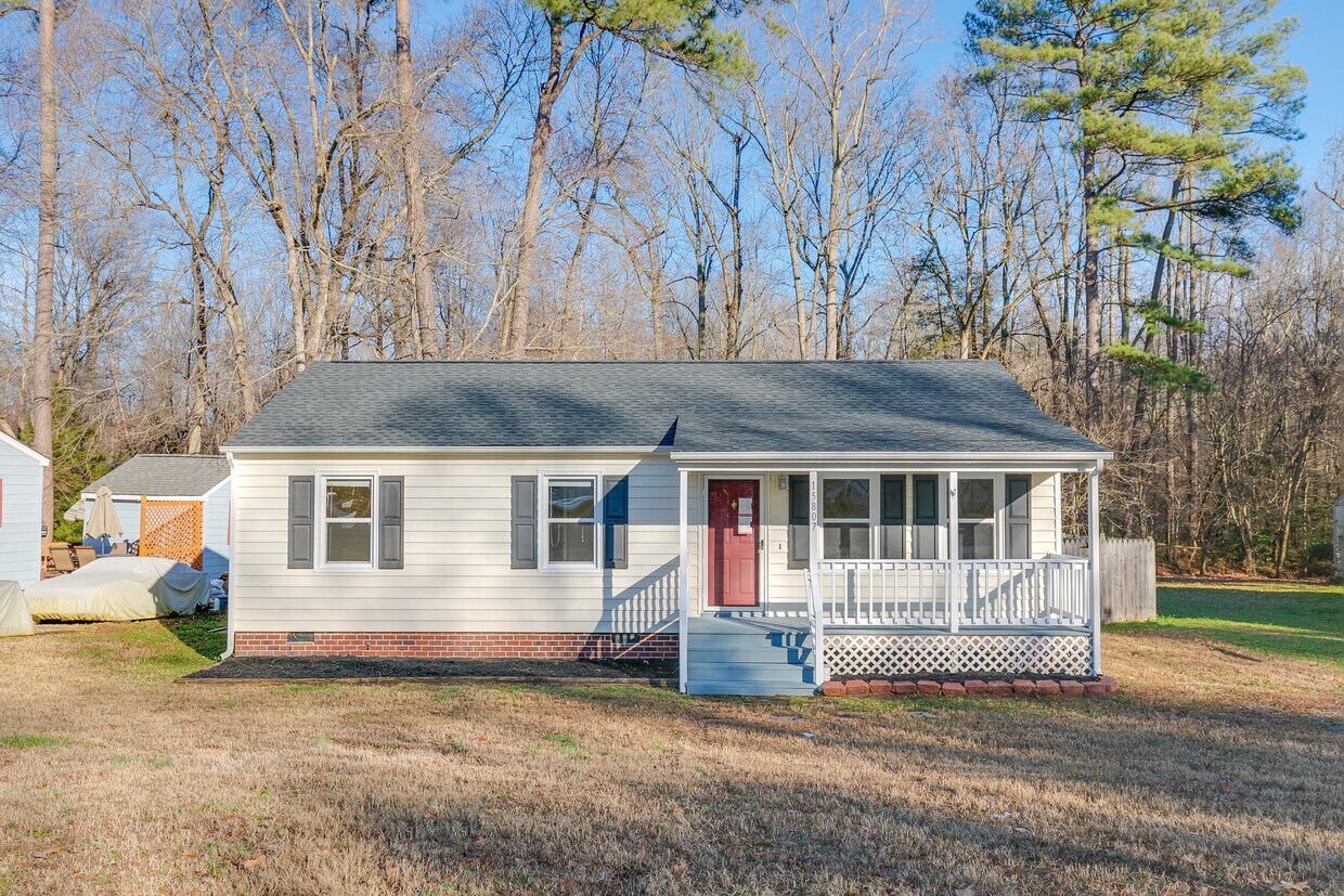 Primary Photo - 15807 Roland View Dr