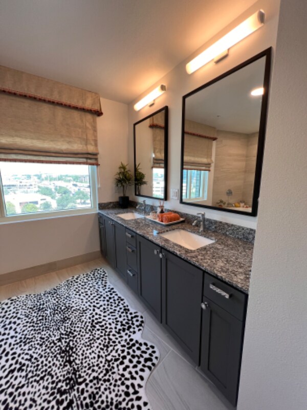 Foto del edificio - 700 E 11th St