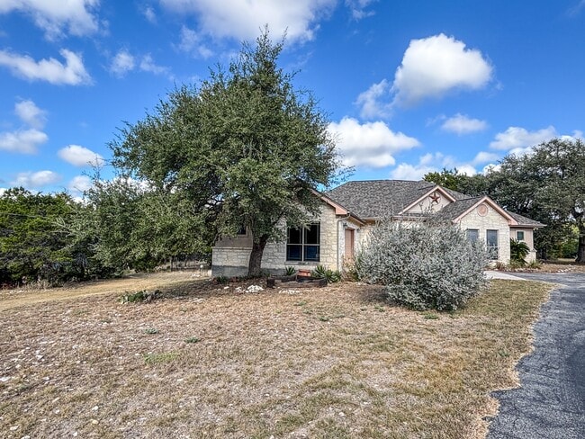 Building Photo - 1211 Flaman Rd