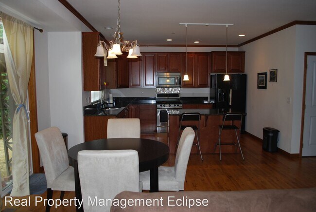 Foto del edificio - 4 br, 2.5 bath House - 10803 NE 187th St