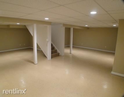 Building Photo - 2 br, 1 bath Duplex - 10972 Mountain Ash A...
