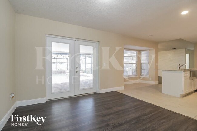 Foto del edificio - 8532 Park Highland Dr