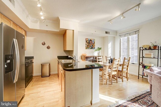 Foto del edificio - 1441 Rhode Island Ave NW