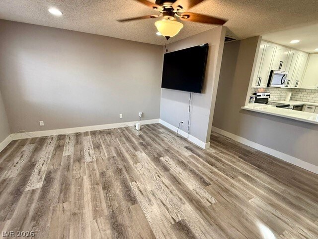 Building Photo - 461 S Chesapeake Way
