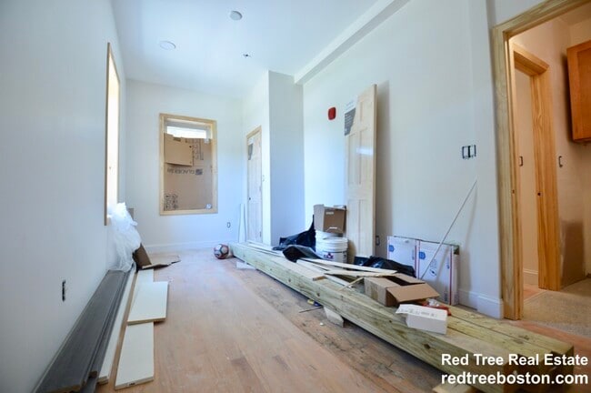 Photo - 20 Winthrop St Apartment