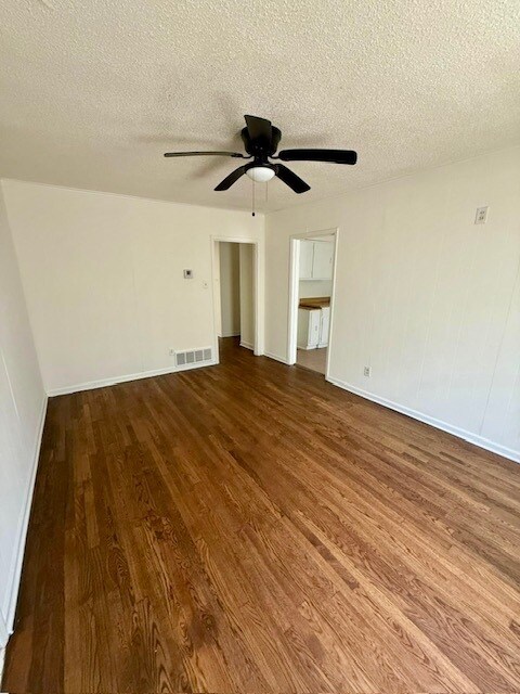 Foto del edificio - 4232 Fairmont Ave