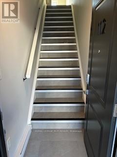 Photo du bâtiment - 708 Woolwich St