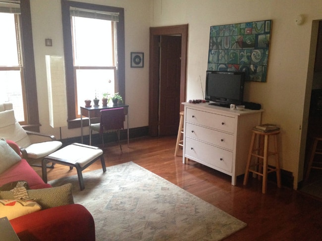 Building Photo - 95 W 1st Ave