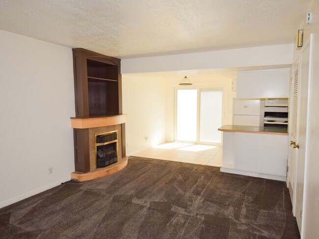 Foto del edificio - 1281 N 400 E