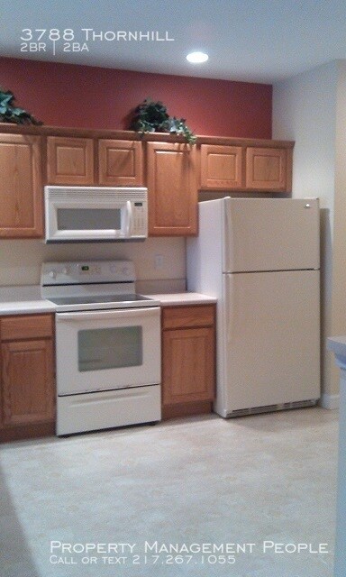 Building Photo - 3788 Thornhill Cir