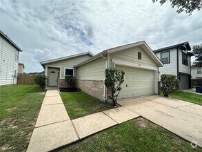 Building Photo - 18215 Temple Hill Ln