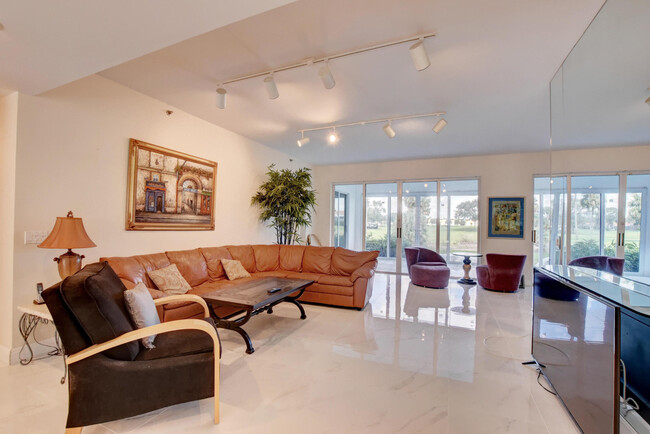 Foto del edificio - 17047 Boca Club Blvd