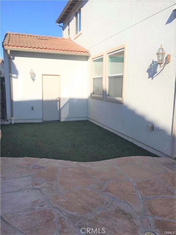 8296 E Loftwood Ln, Orange, CA 92867 Condo for Rent in Orange, CA