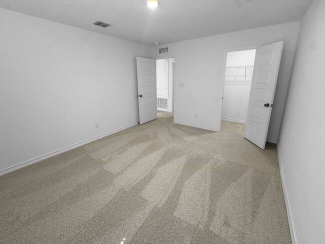 Building Photo - New Rental Home in Creekside – 4 Bedrooms,...