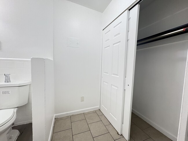 235 S Harrison St 401 - 268 S Harrison St
