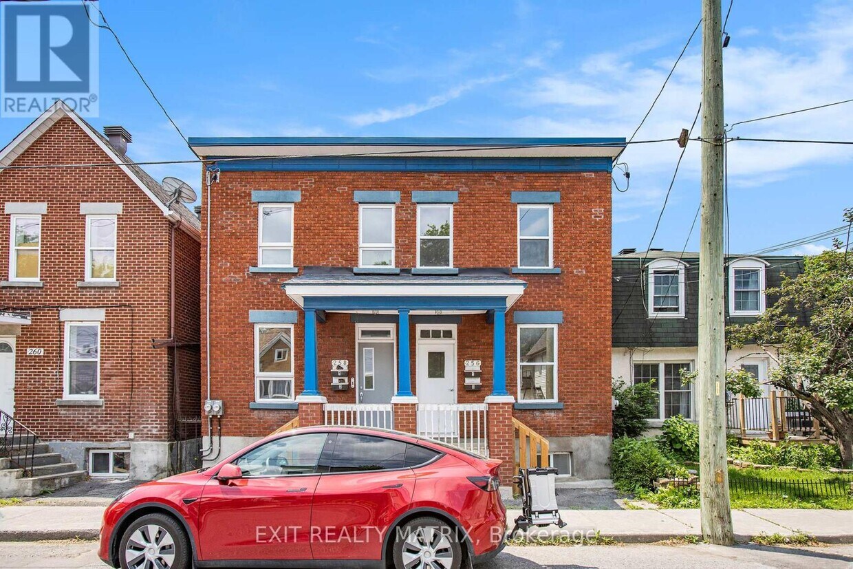 Photo principale - 258-258 Park St