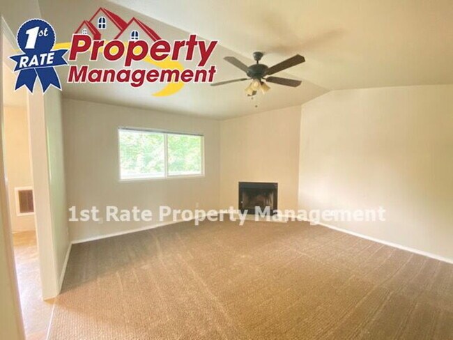 Foto del edificio - 5679 W Dorian Ln