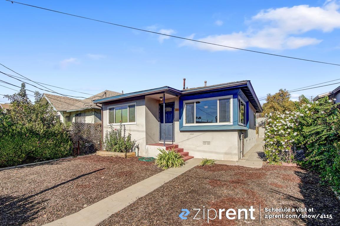 Foto principal - 3215 Blanchard St