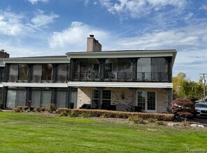 Building Photo - 24356 E River Rd