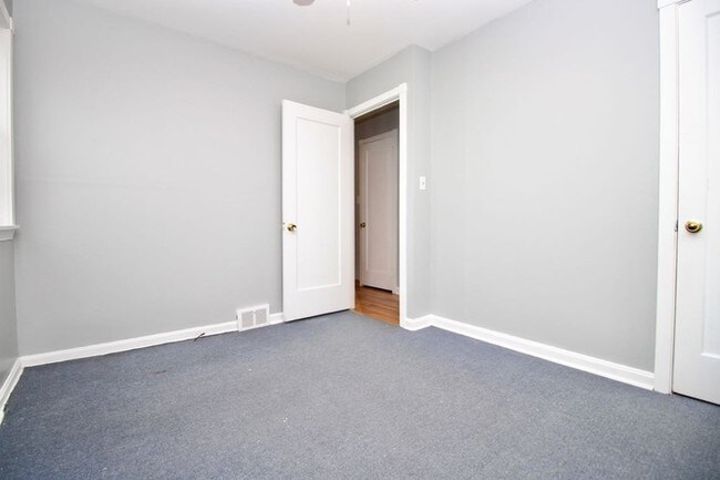 Foto del edificio - 25321 Briardale Ave