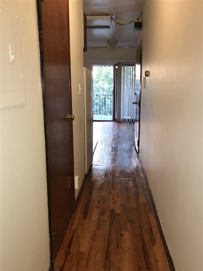 Foto del edificio - 513 Monroe St