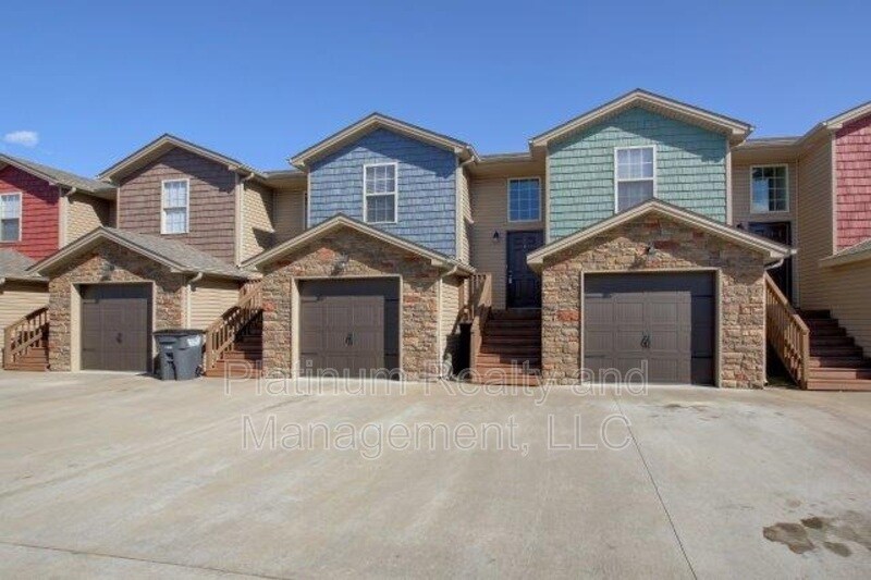 1722 Thistlewood Dr Unit B, Clarksville, TN 37042 Condo for Rent in