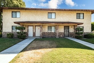 Building Photo - 3400 Ashe Rd