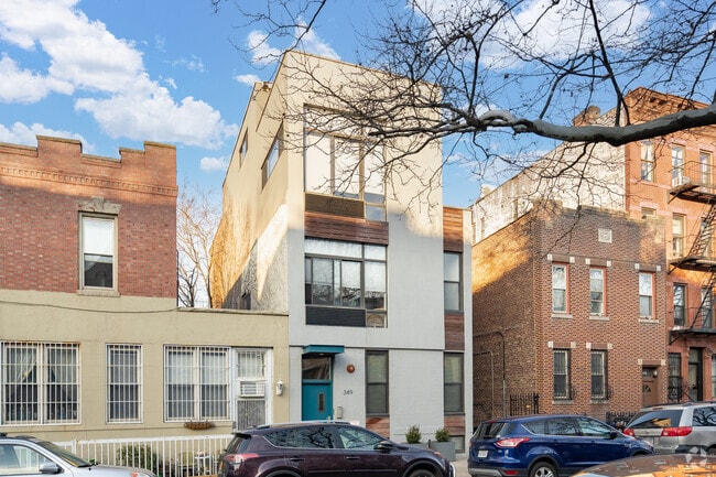 Building Photo - 349 16th St