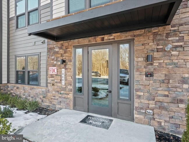 Building Photo - 10401 Resort Road