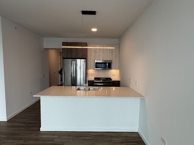 Photo - 144 N Aberdeen St Apartment