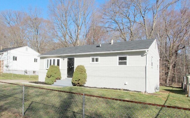 Foto del edificio - 8408 Richville Dr