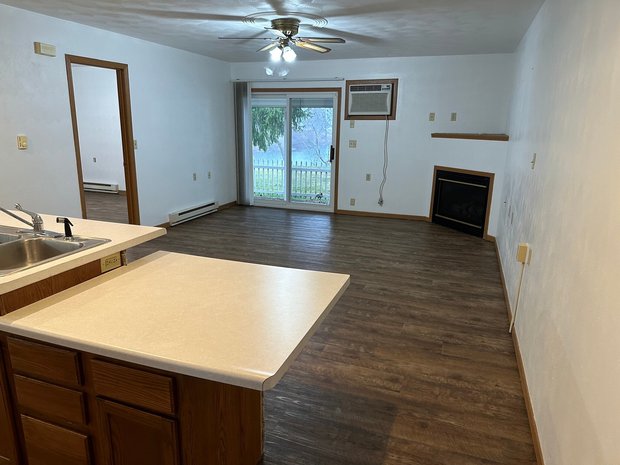 1072 Lakeshore Dr Pioneer, OH 43554 – photo 3