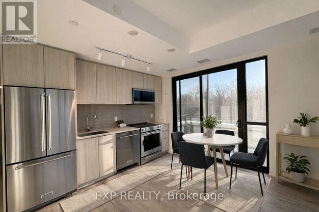 Photo du bâtiment - 750 Whitlock Ave