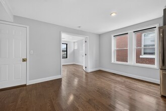 Building Photo - 4217 Blaine Ave