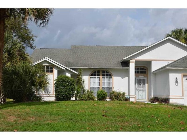 Off-Season Rental 3BR 2BA with pool in Seb... - Off-Season Rental 3BR 2BA with pool in Seb... House