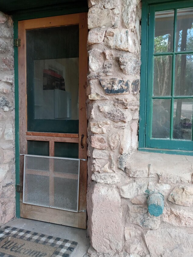 10 Rock Hill Rd, Manitou Springs, CO 80829 House Rental in Manitou