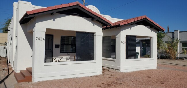 Foto del edificio - 742 E McKinley St