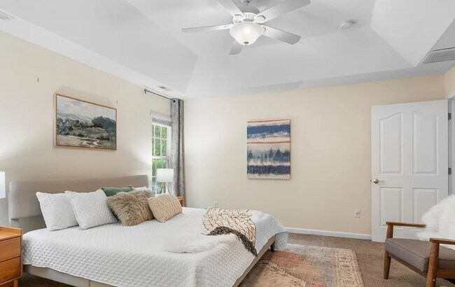 Foto del edificio - 57 Stonebridge Dr