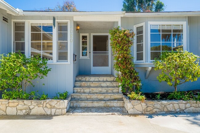 Foto del edificio - 4020 Vía Picaposte