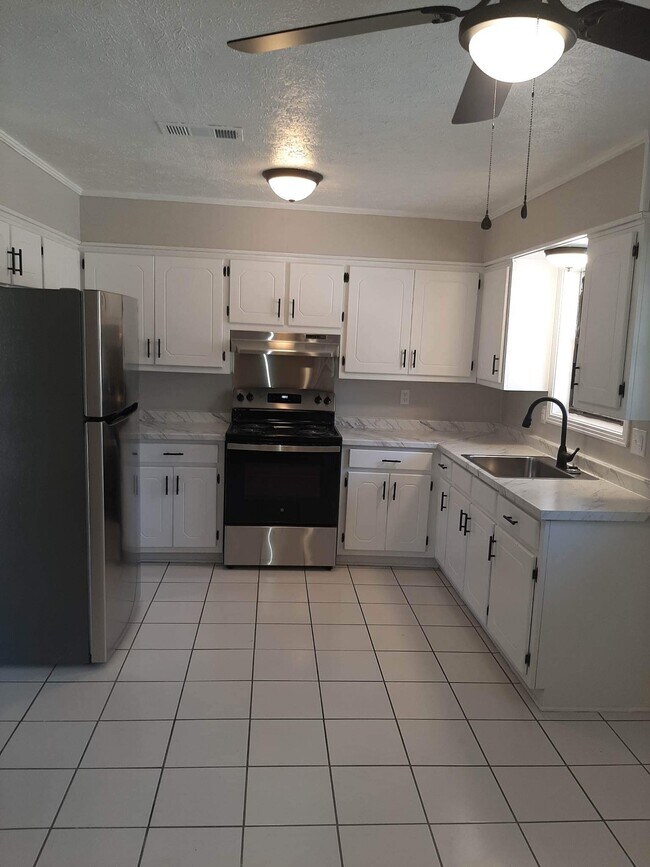 407 Concourse Rd, Columbus, MS 39702 House Rental in Columbus, MS